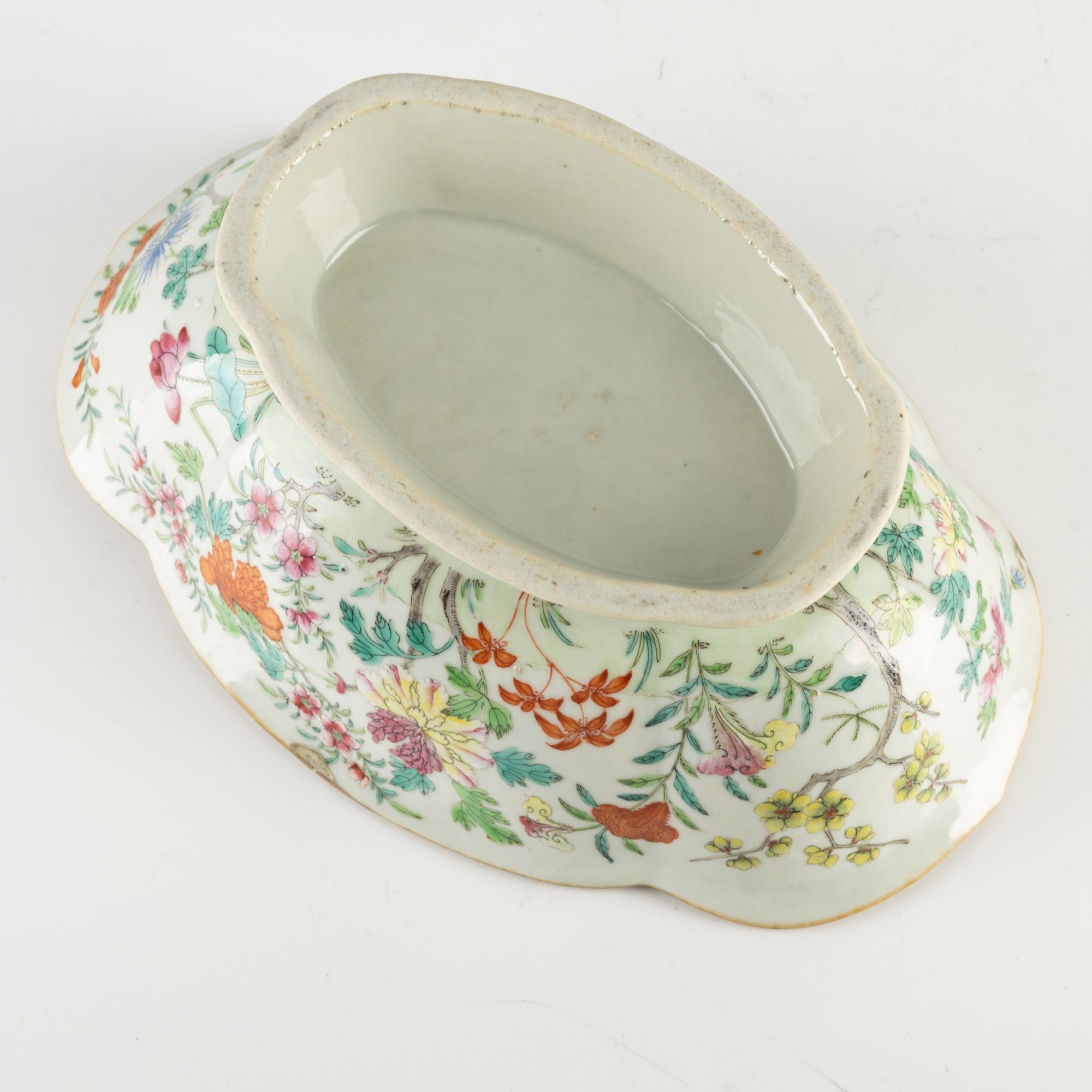 Skål på fot, Kina, Qingdynastin, 1800-tal.