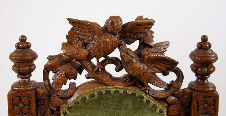 STOLAR, ett par, nyrenässans, 1800-talets andra hälft.