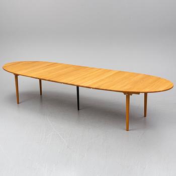 HANS J WEGNER, a oak dining table model CH339, Carl Hansen & Son, Denmark.