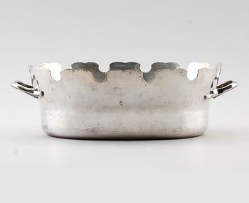 GLASSKÖLJARE, försilvrad mässing, sannolikt 1700-tal.