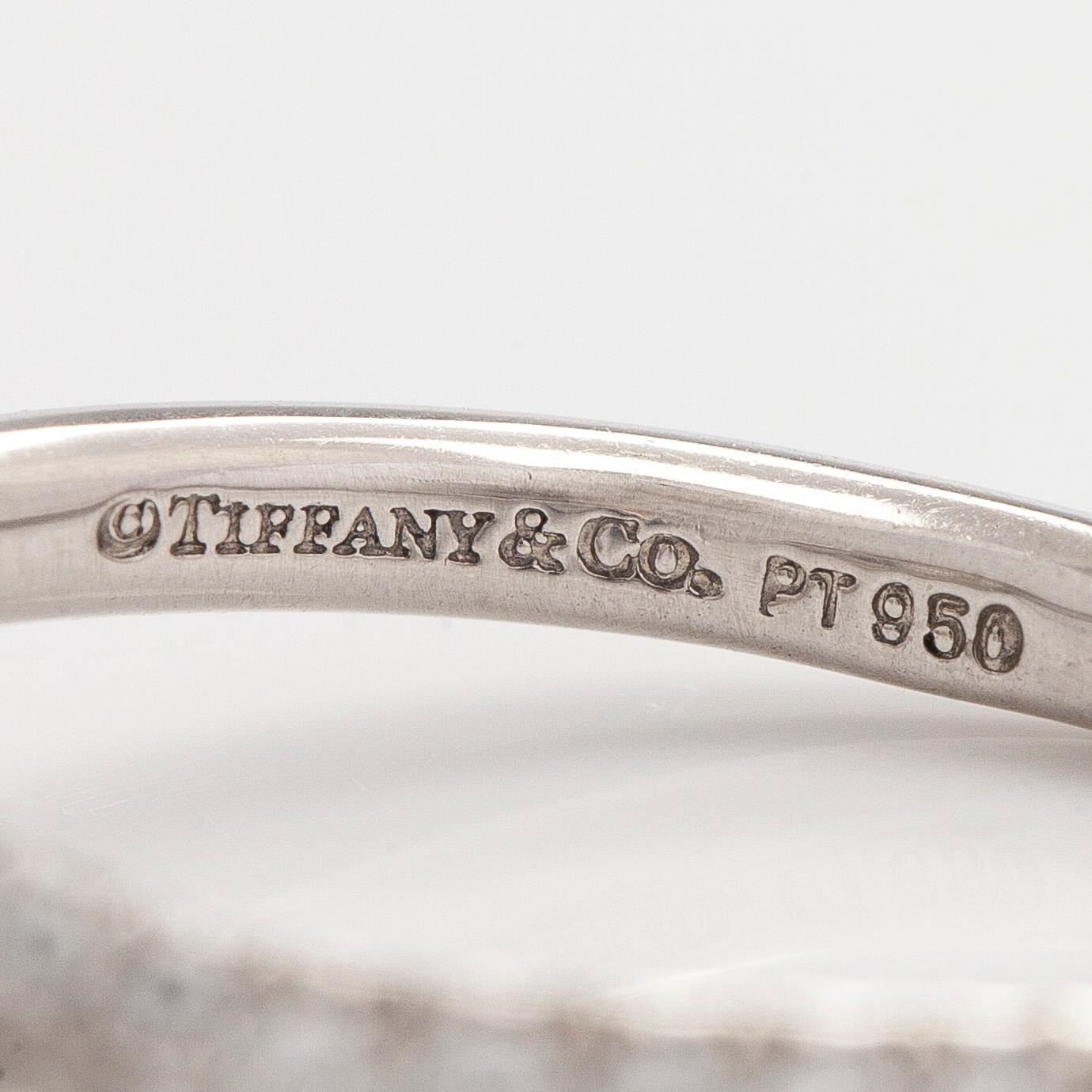 Tiffany & Co, Ring, "Soleste Cushion-cut Double Halo", platina och diamanter.