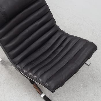 Arne Norell, an 'Ari' lounge chairs, Norell Möbler, late 20th Century.