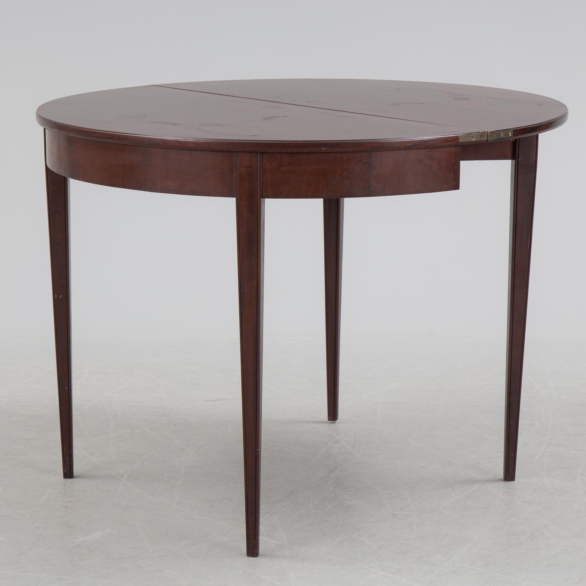 SIDE TABLE / FOLDING DINNER DEMI LUNE TABLE, mahogany, 20th century.