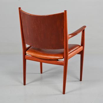 HANS J WEGNER, karmstol "JH-713", Johannes Hansen Möbelsnedkeri, Danmark, 1960-tal.