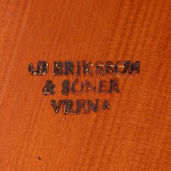 Josef Frank, matbord, modell 771. Firma Svenskt Tenn.