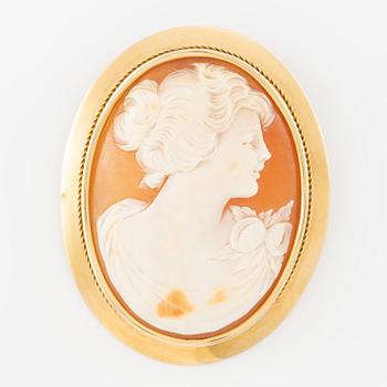 Brooch/pendant, 18K gold with shell cameo.