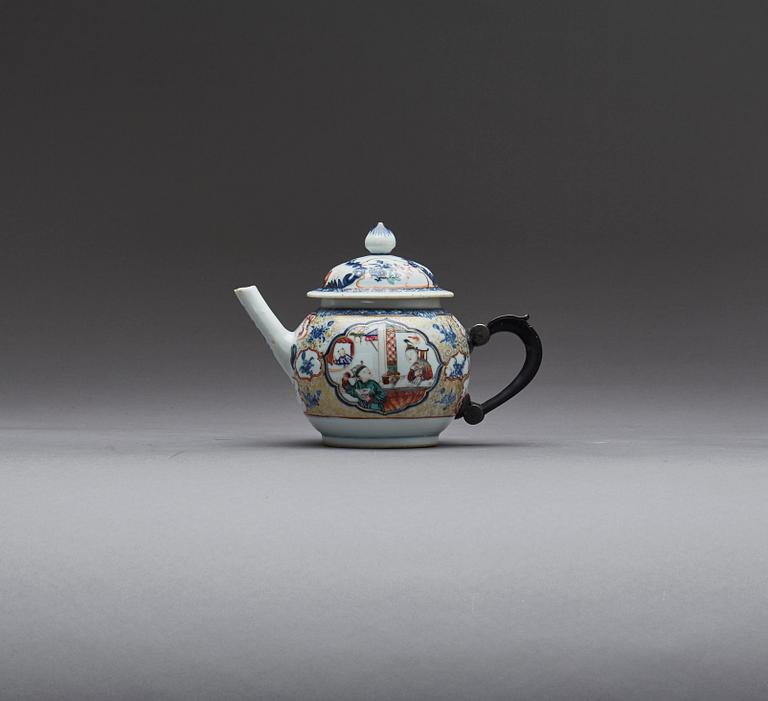 TEKANNA, porslin, Kina, Qianlong(1736-1795).