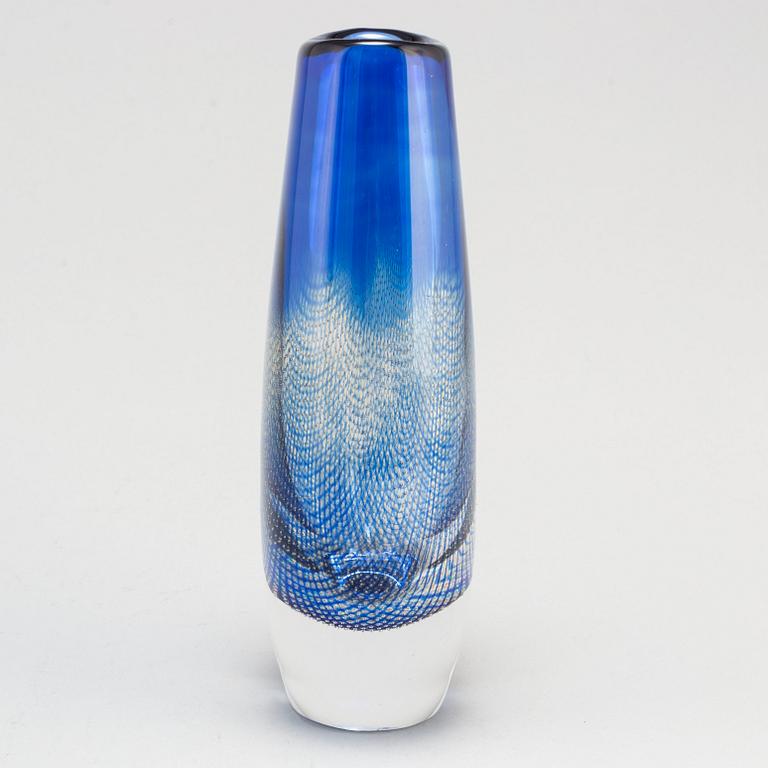 A 'Kraka'glass vase by Sven Palmqvist, Orrefors.