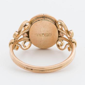 RING, 14K guld m blodsten ca 12 x 8 mm.