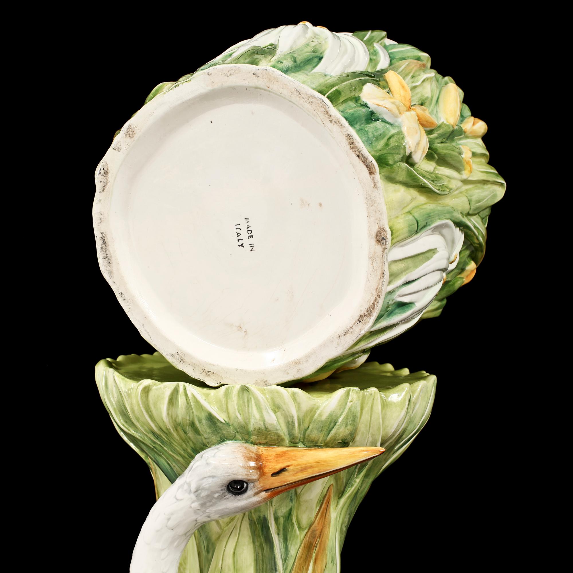 PIEDESTAL med YTTERFODER, flintgods, Italien, 1900-talets fjärde kvartal.