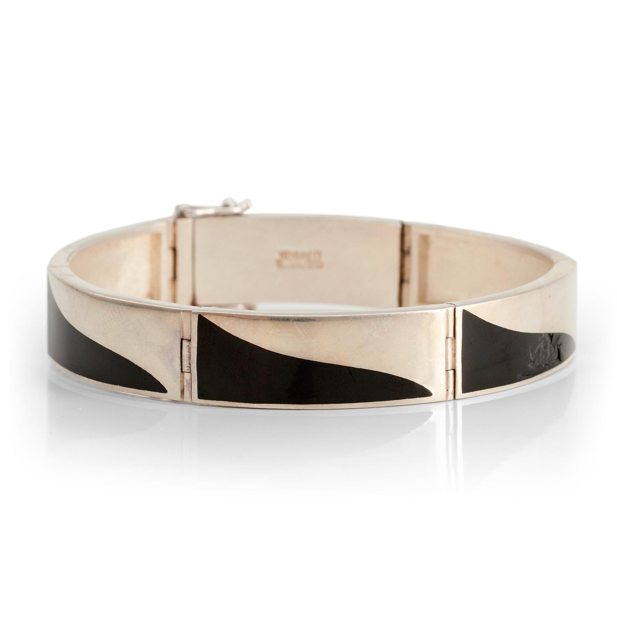Juhani Linnovaara, ARMBAND, sterling silver, emalj, Lapponia 1975.