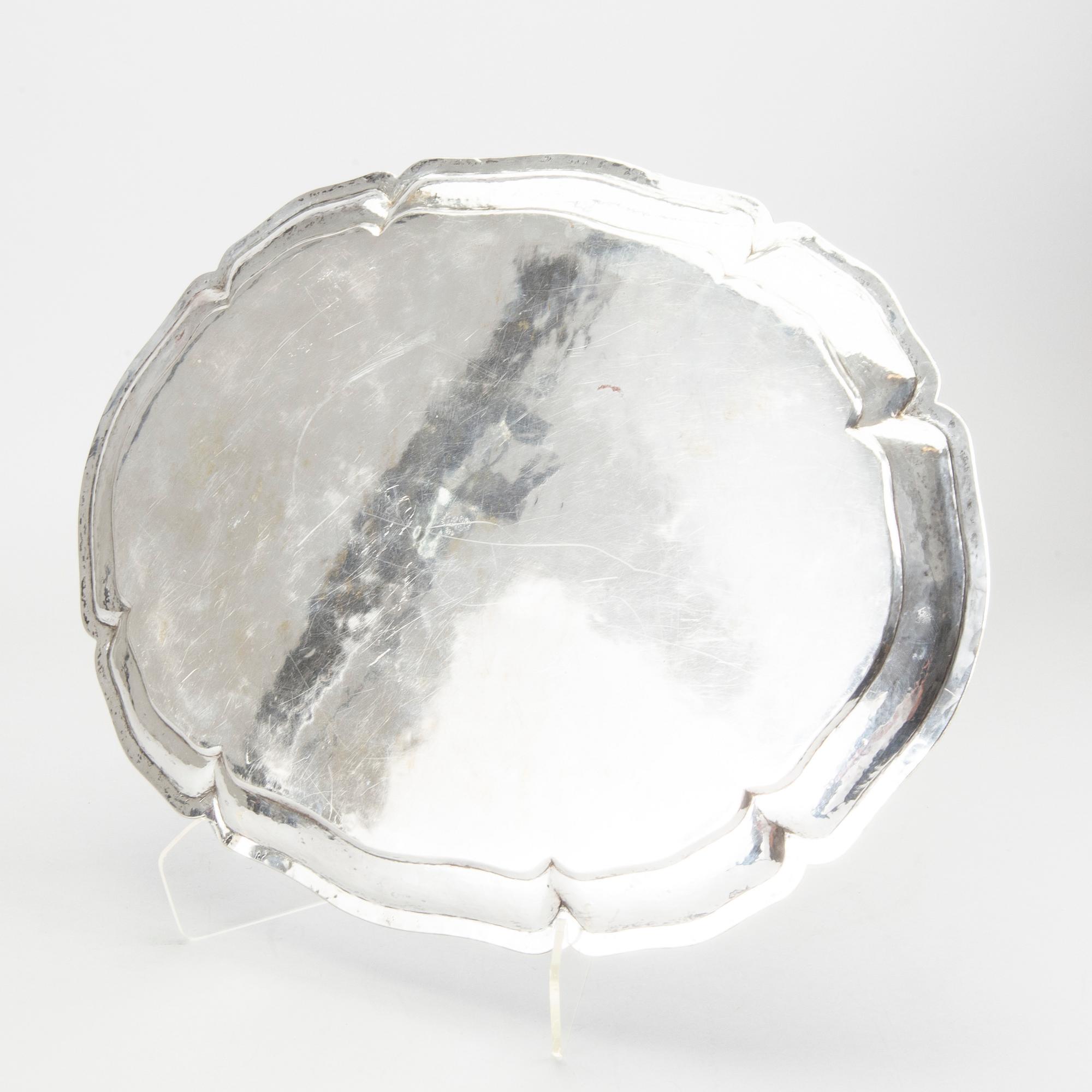 BRICKA, silver, rokokostil, vikt ca 1100 gram.