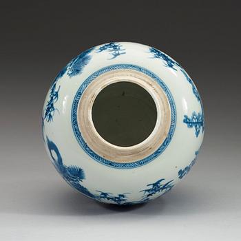 A blue and white jar, Qing dynasty 18th century.