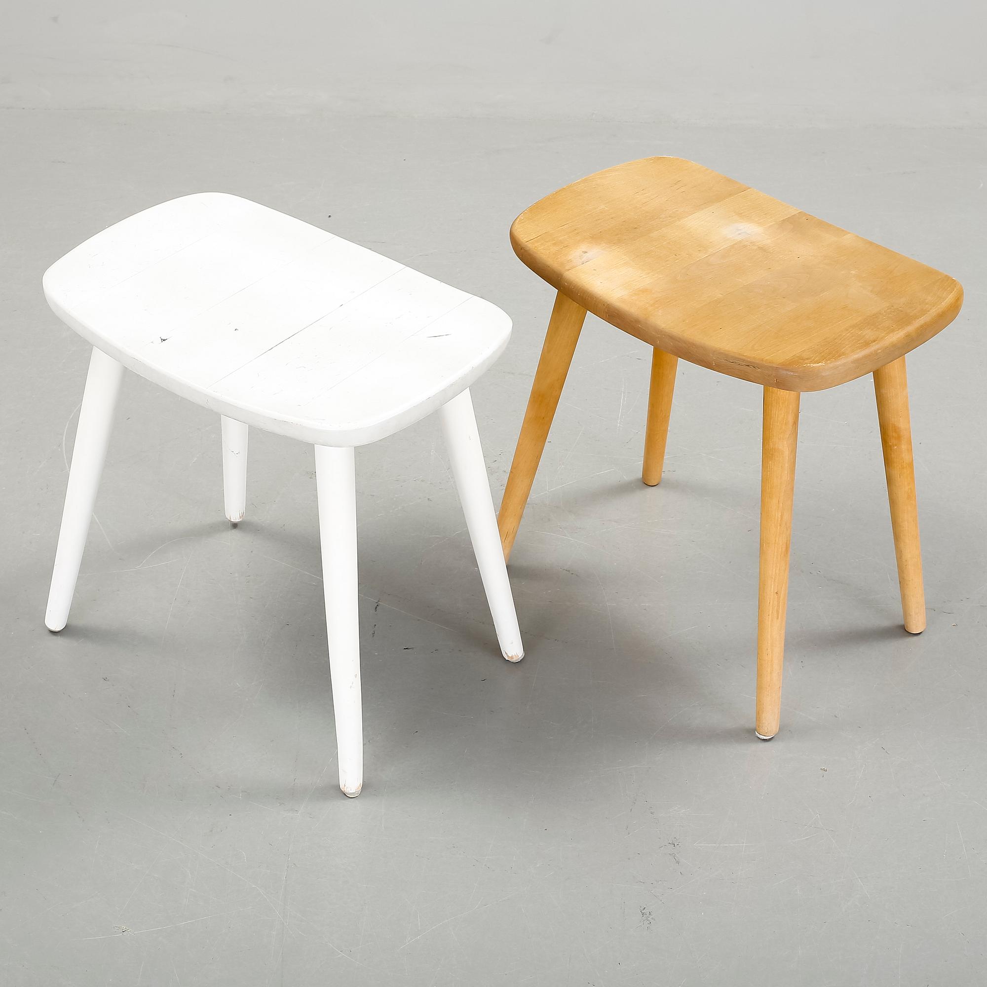 PALLAR, ett par. "Palle", Yngve Ekström, Stolab, en märkt 1989.