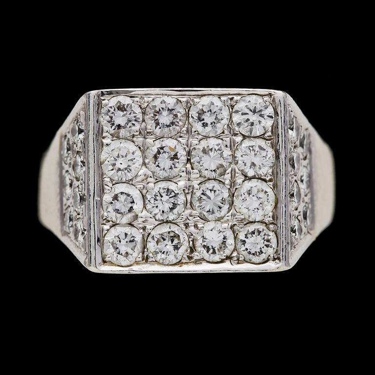 RING, brilliant cut diamonds, 1.84 cts,