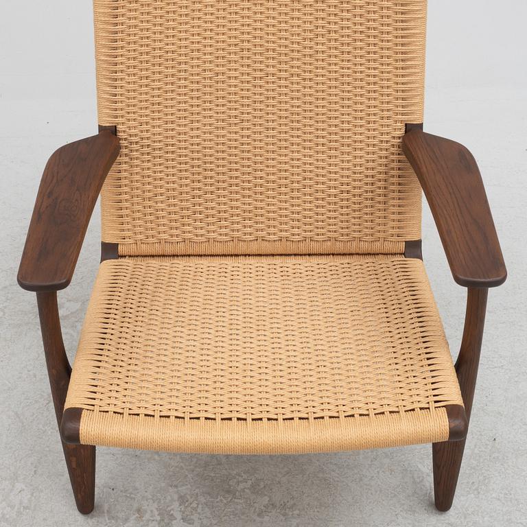 Hans J. Wegner, armchair, "CH25", Carl Hansen & Son, Denmark, 21st century.