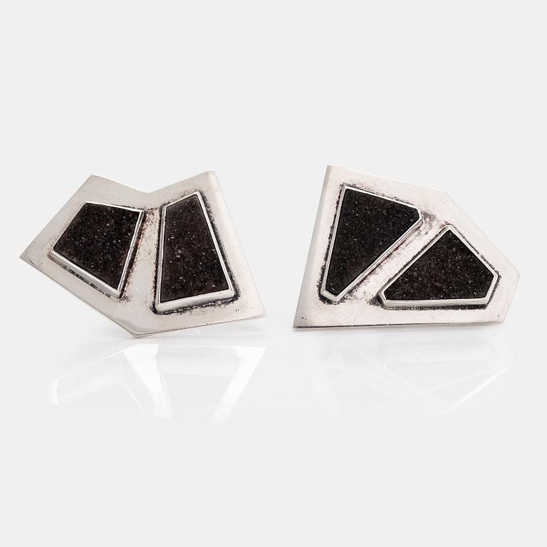 Björn Weckström, A pair of silver cufflincs with high quartzes. Kultasepänliike Reinikka & Laine, Helsinki 1962.
