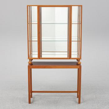 JOSEF FRANK, a model 2077 show cabinet.