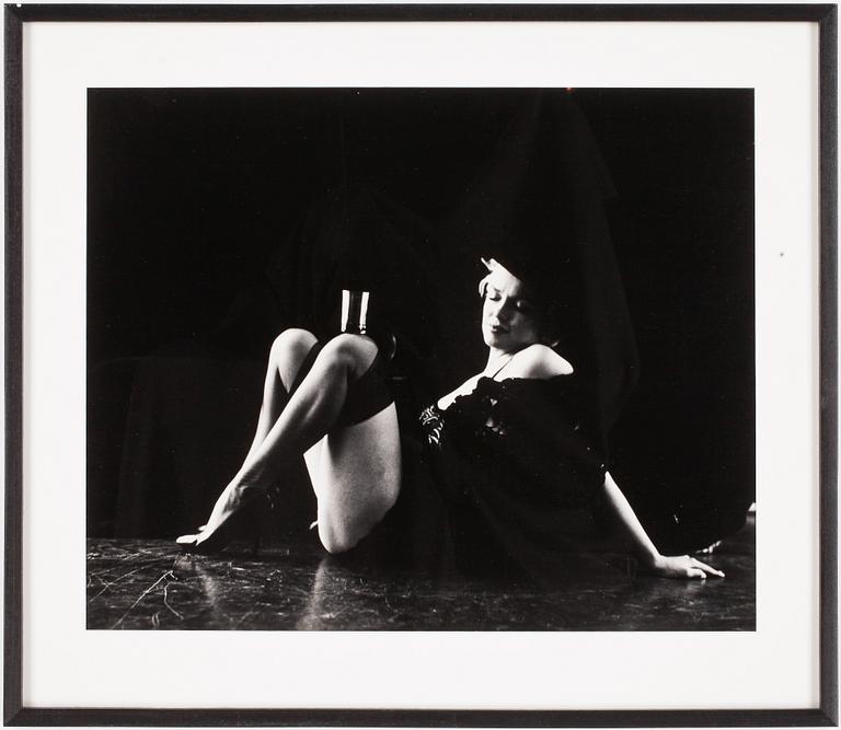 MILTON H GREENE, fotografi, signerad.