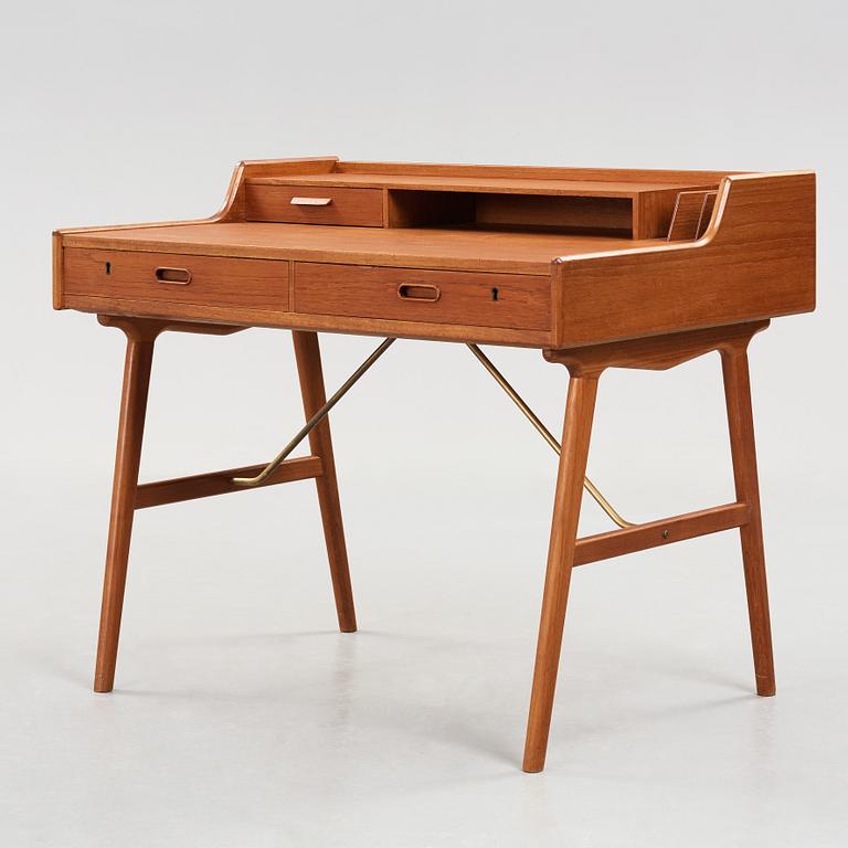 An Arne Wahl Iversen teak desk, Vinde Møbelfabrik, Denmark.