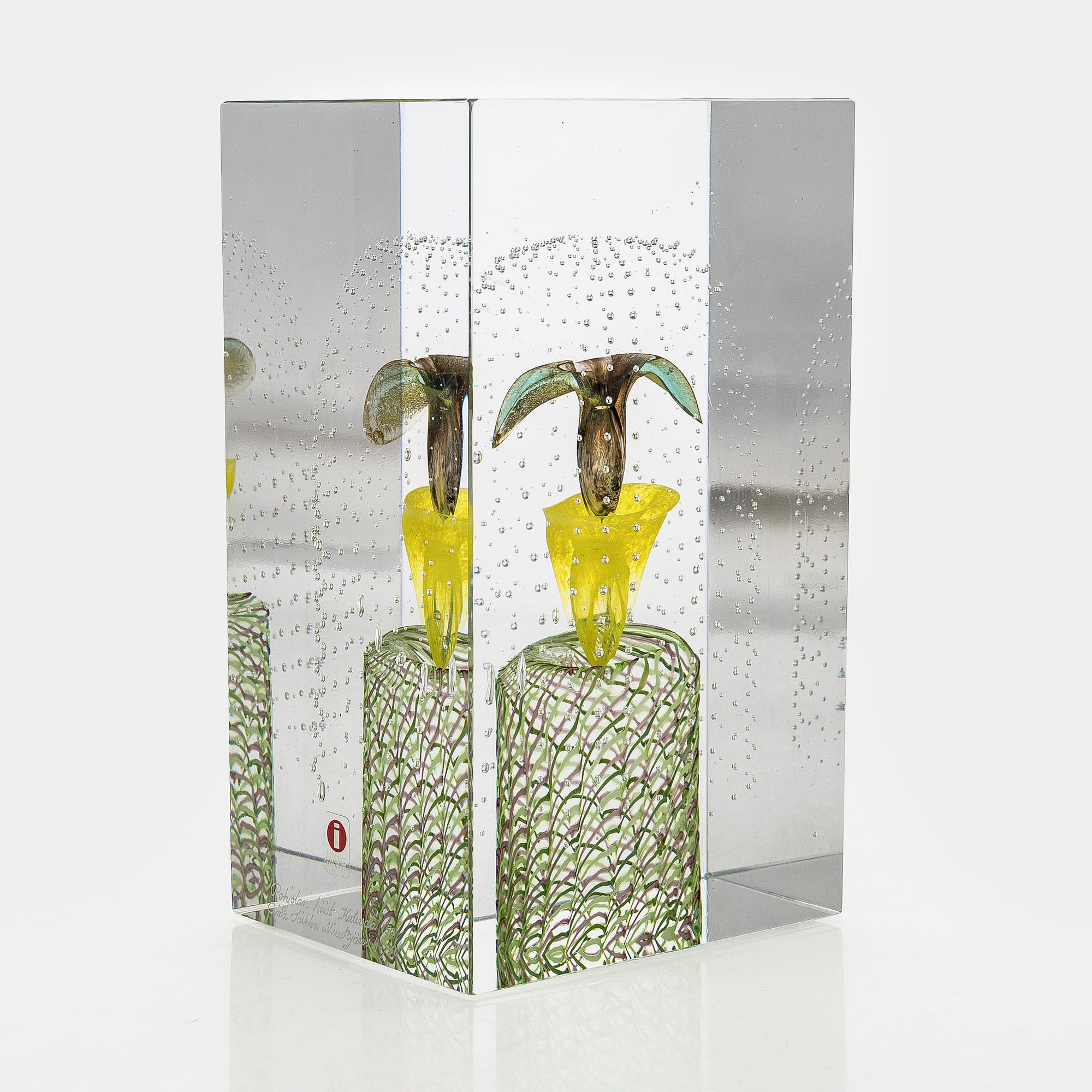 Oiva Toikka, A jubilee cube "Pohjolan häät Kalevala 150", signed Oiva Toikka Nuutajärvi 47/50.