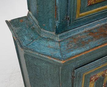 A painted late Baroque cabinet, 18th century.
