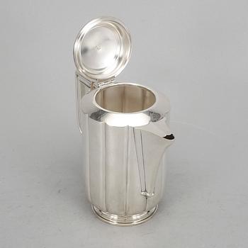 KAFFEKANNA, silver, oidentifierade, otydliga stämplar, 1900-tal. Vikt ca 612g.