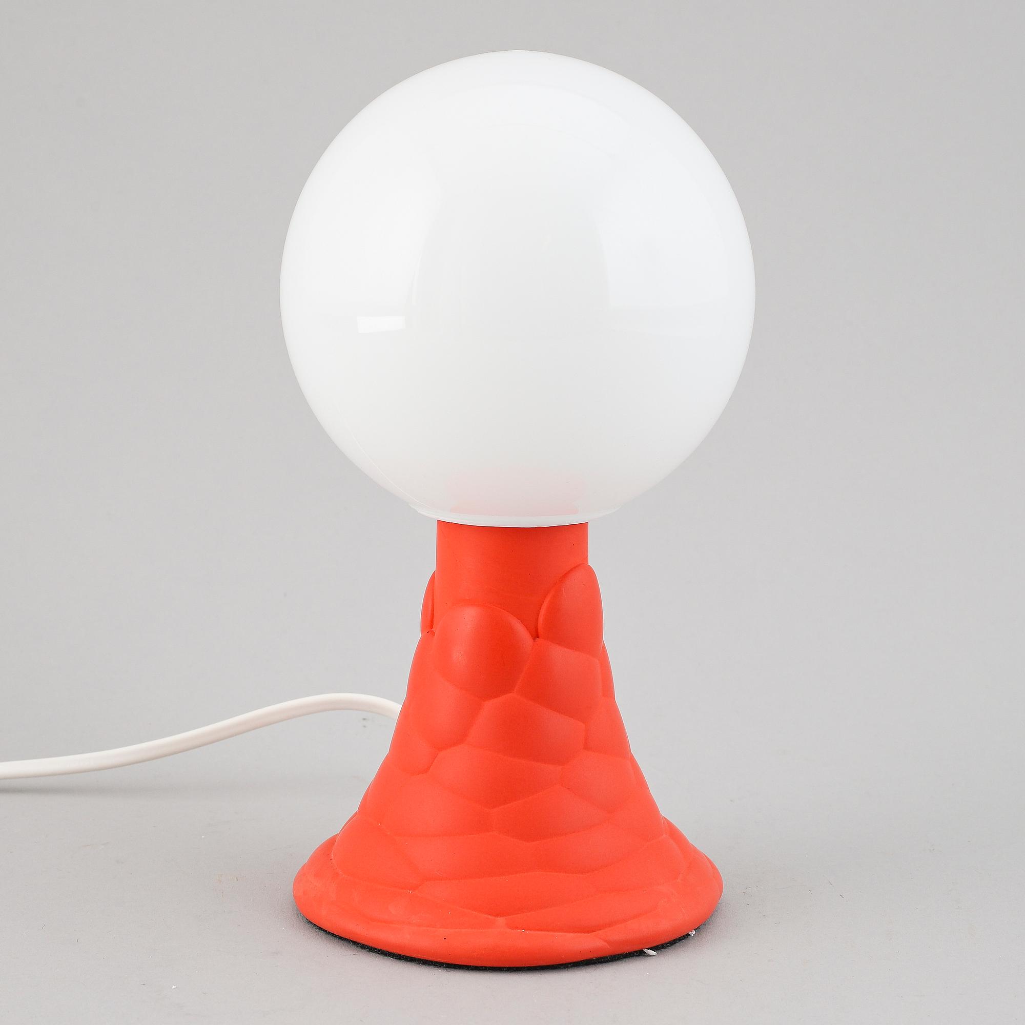 FÄRG & BLANCHE, "The Baker's Lamp", edition 1/10, 2019.