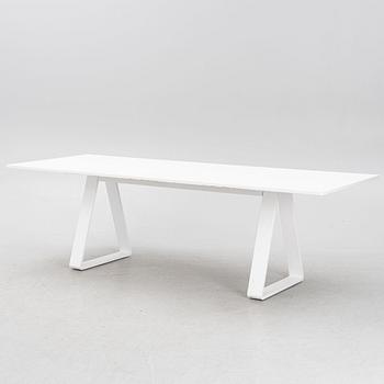 Thomas Eriksson, a "Bermuda" table from Asplund.