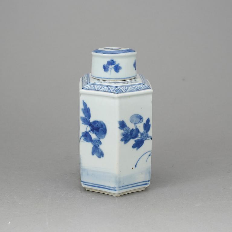 TEDOSA, porslin, Kina sent 1800-tal.