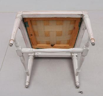 KARMSTOL, gustaviansk stil, 1900-talets andra hälft.