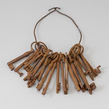 A COLLECTION OF 21 IRON KEYS, 18th/19th century.