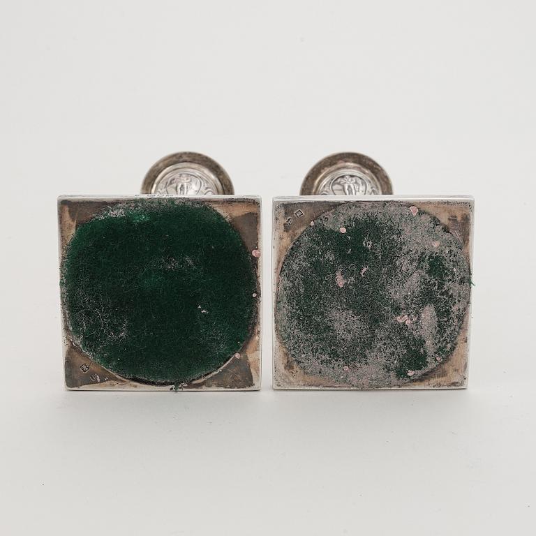 Ljusstakar, ett par, silver, edwardianska, London, 1904. Troligen Thomas Bradbury & Sons (Turner Bradbury).