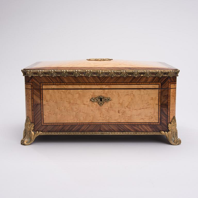 SKRIN, Frankrike, signerat Paul Sormani, 114 Rue du Temple Paris, 1800-talets andra hälft.