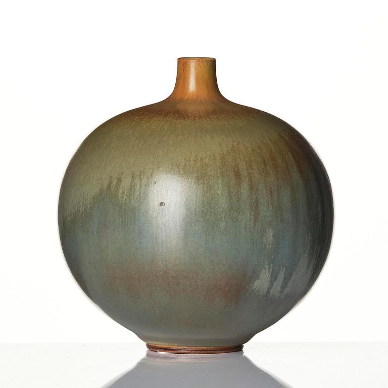 Berndt Friberg, a stoneware vase, Gustavsberg Studio, 1954.