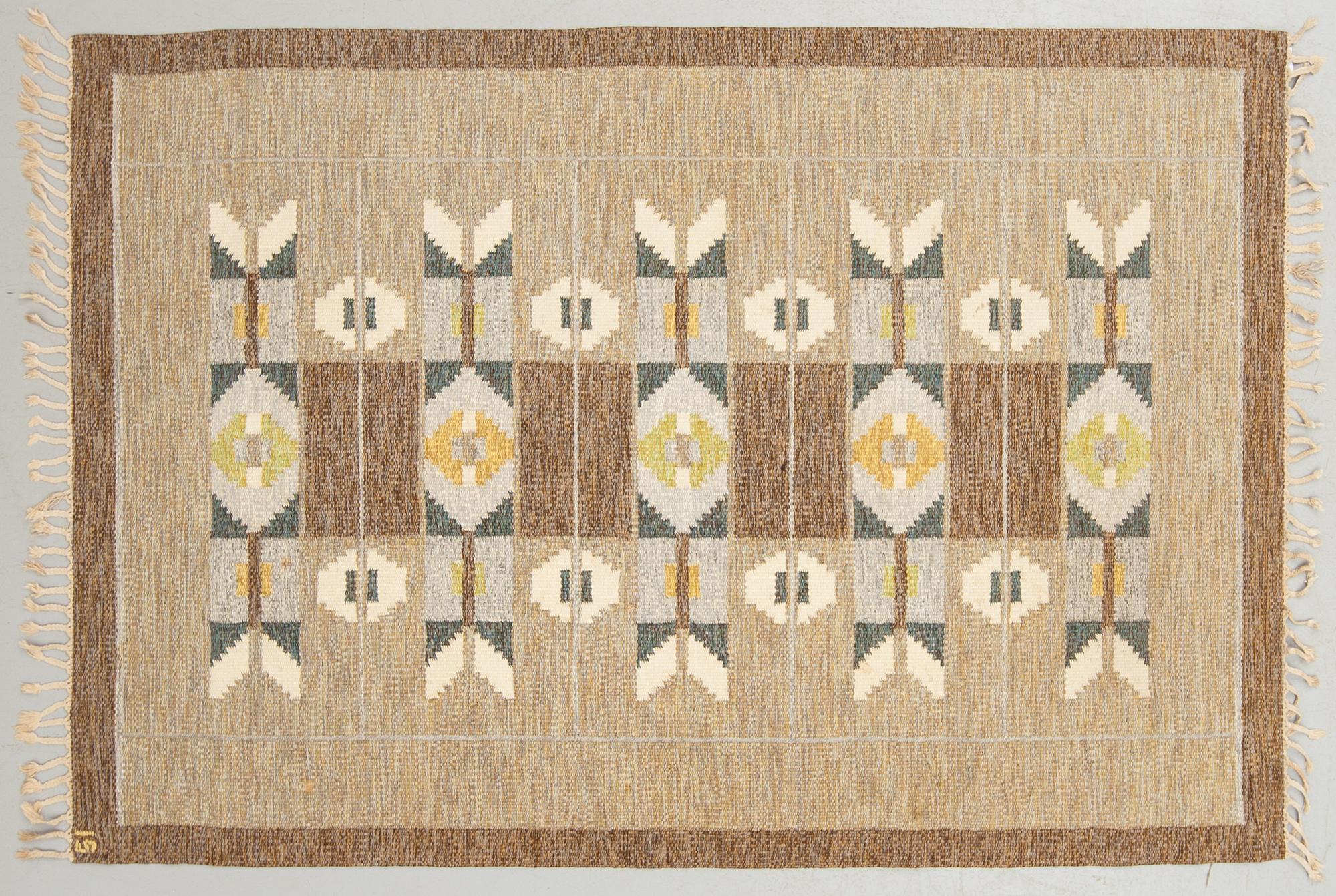 MATTA, rölakan, monogramsignerad IS (Ingegerd Silow). Ca 243 x 167 cm.