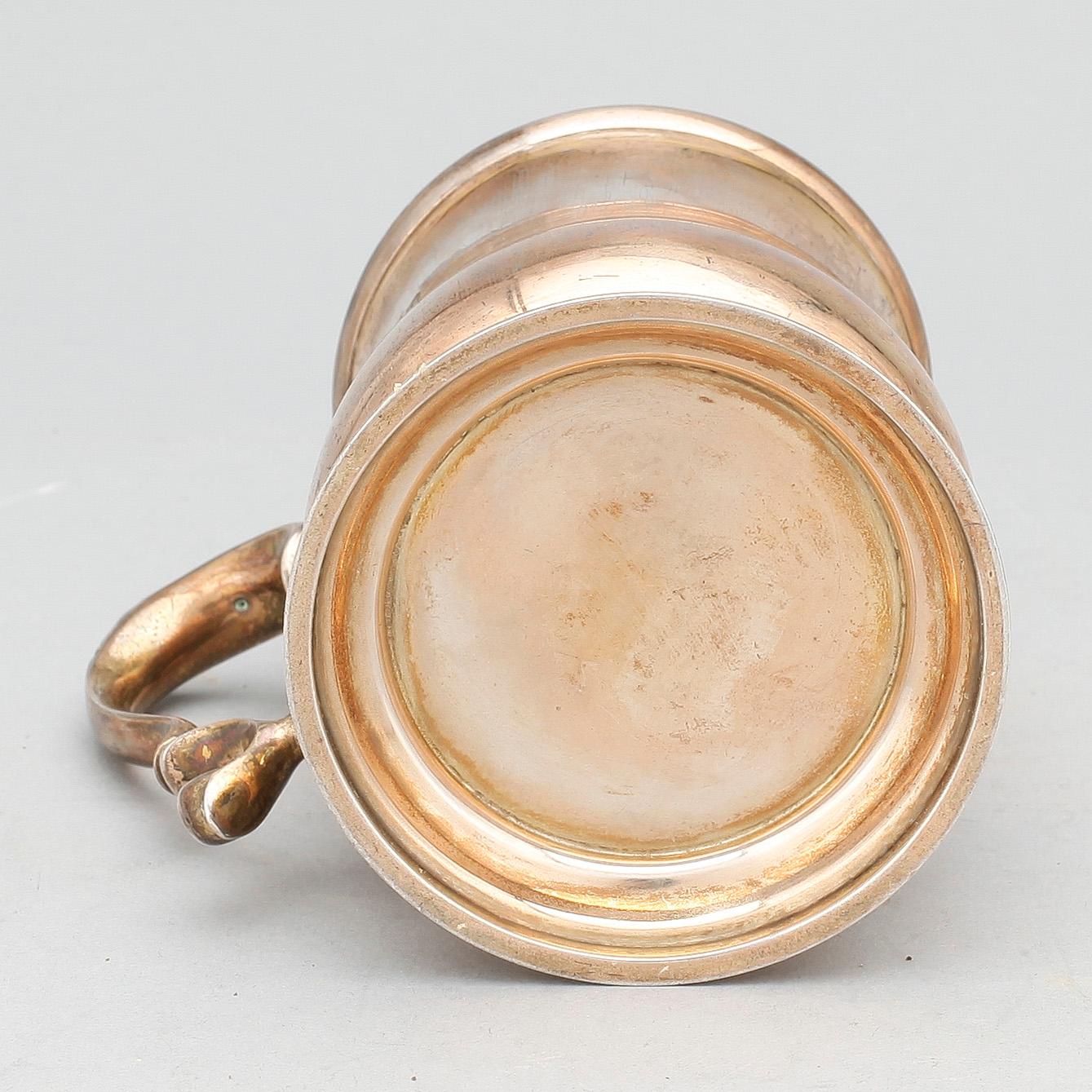 STOP, silver, Skinner & Co, london, 1917. Vikt 239 gram.