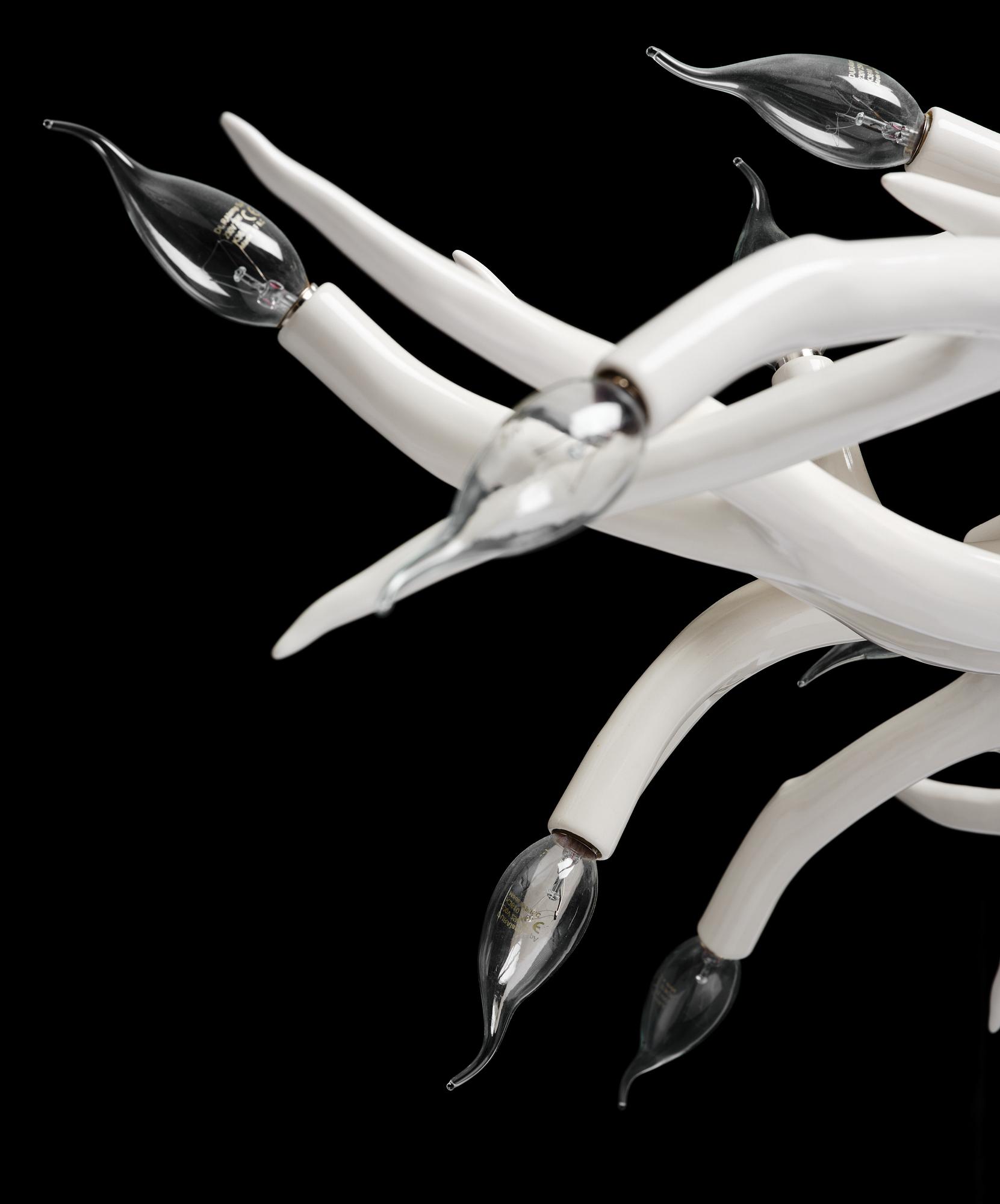 Jason Miller, takkrona, "Superordinate Chandelier 12 Antlers, taklampa, Roll & Hill, USA.