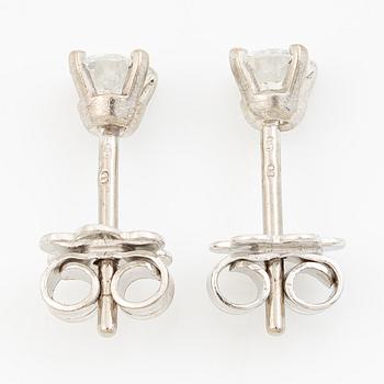 Earrings, Strömdahls, 18K white gold with round brilliant-cut diamonds, total approx. 0.38 ct.