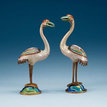 1529. A pair of cloisonné cranes, Qing dynasty (1644-1912).