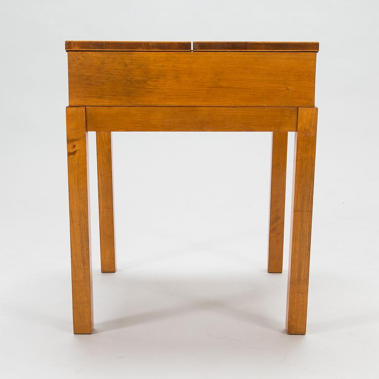 Maija Heikinheimo, a 1930's 'Kaino' table/sewing table for Asko Finland.