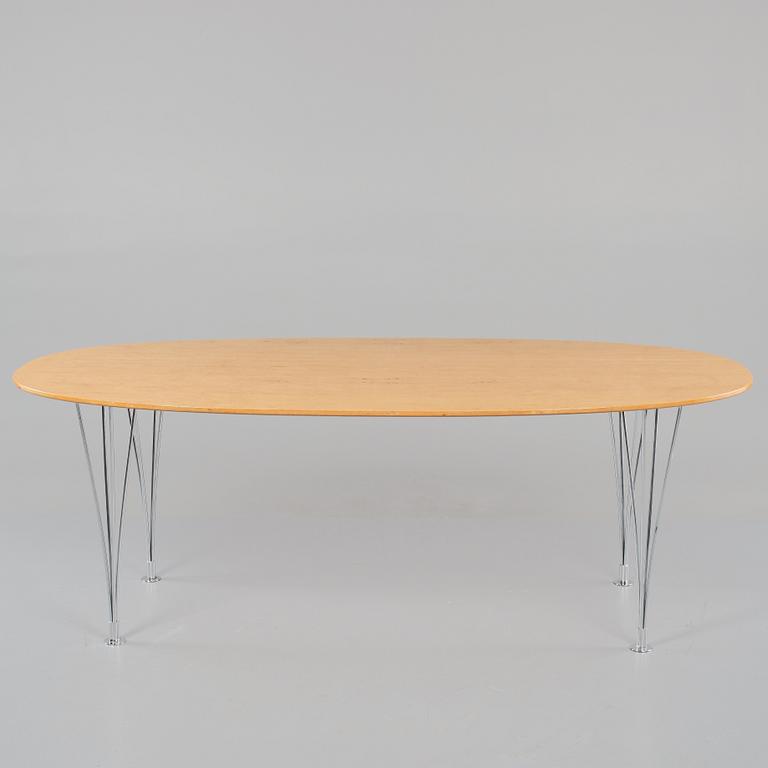 MATBORD, "Superellips", Bruno Mathsson och Piet Hein, Mathsson International, Värnamo, 1900-talets slut.