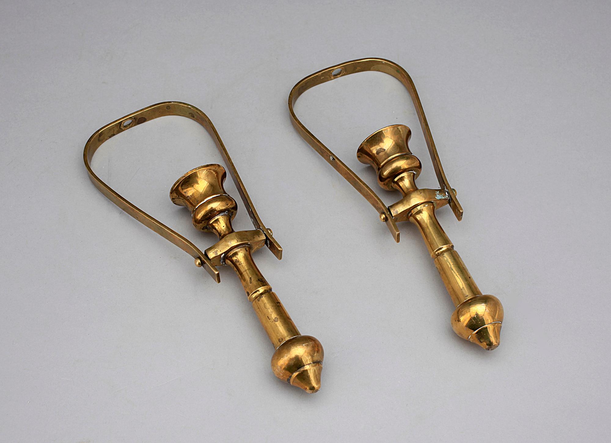 SKEPPSLJUSSTAKAR, ett par, mässing, 1800-tal.