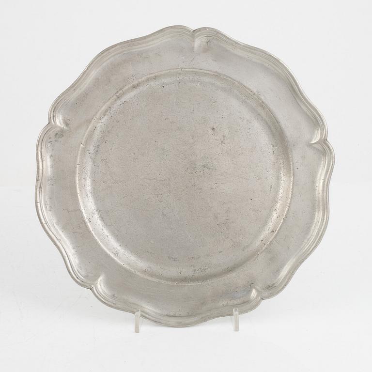 Pewter plates, 12 pcs, similar, pewter, 1762-1792.