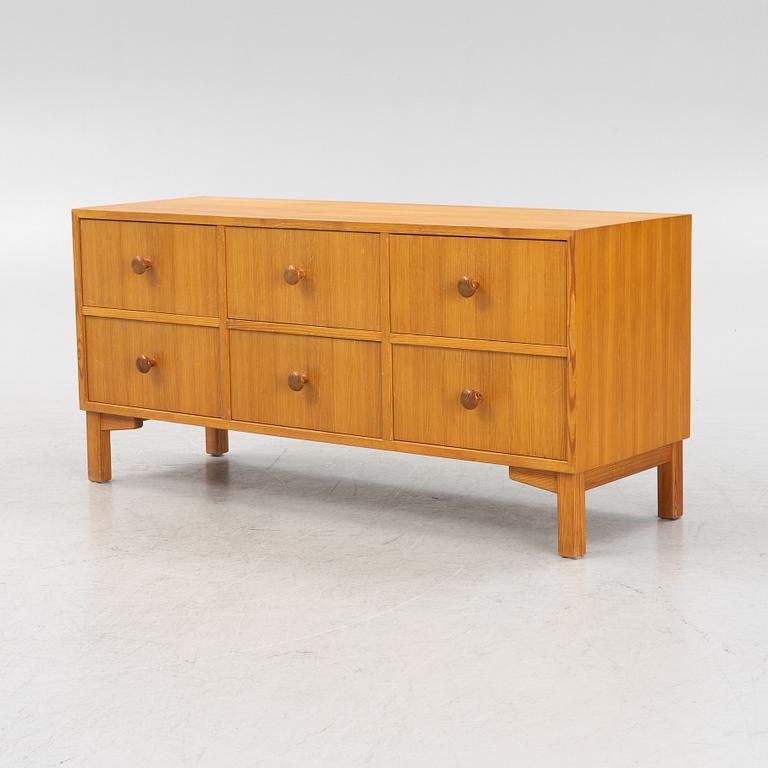 A 'Bebe' chest of drawers/cabinet, Waggeryds möbelfabrik, mid 20th Century.