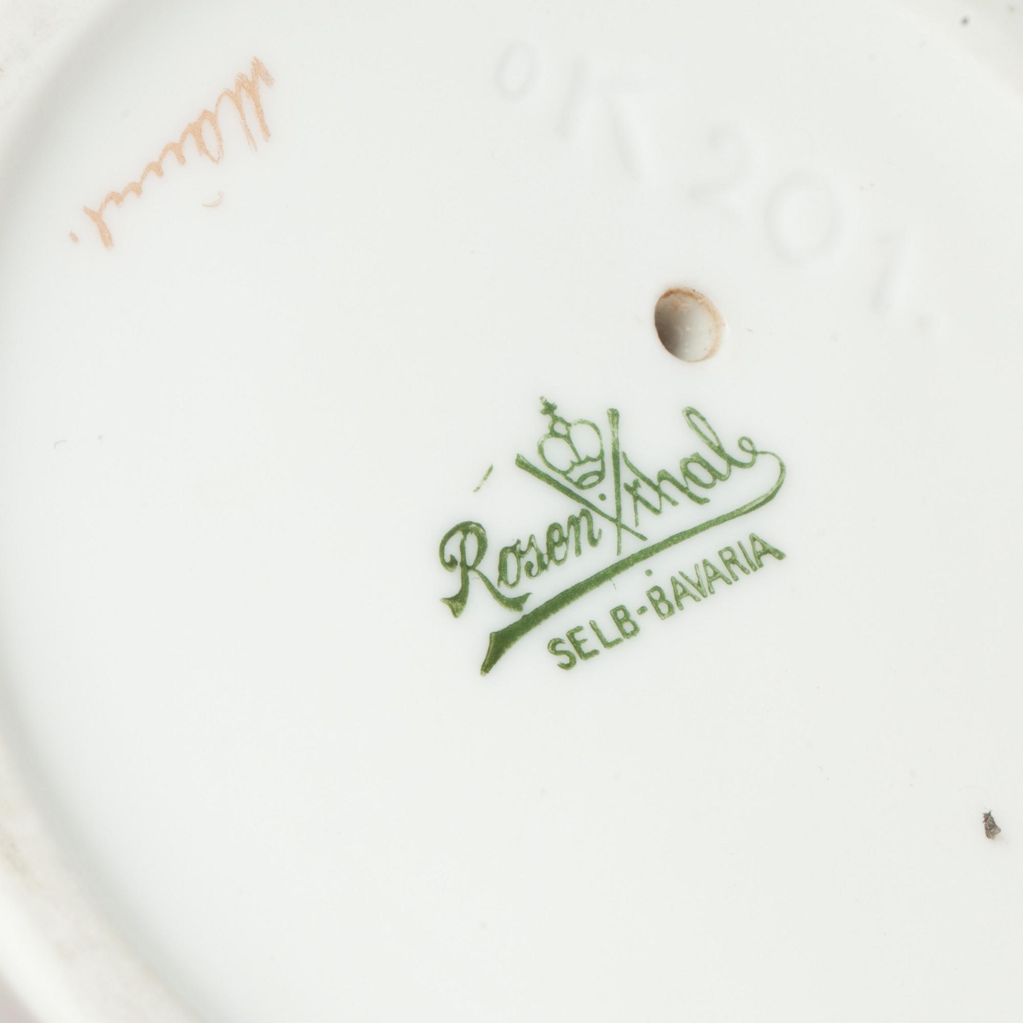 FIGURIN, porslin. Rosenthal sign. Boehs.