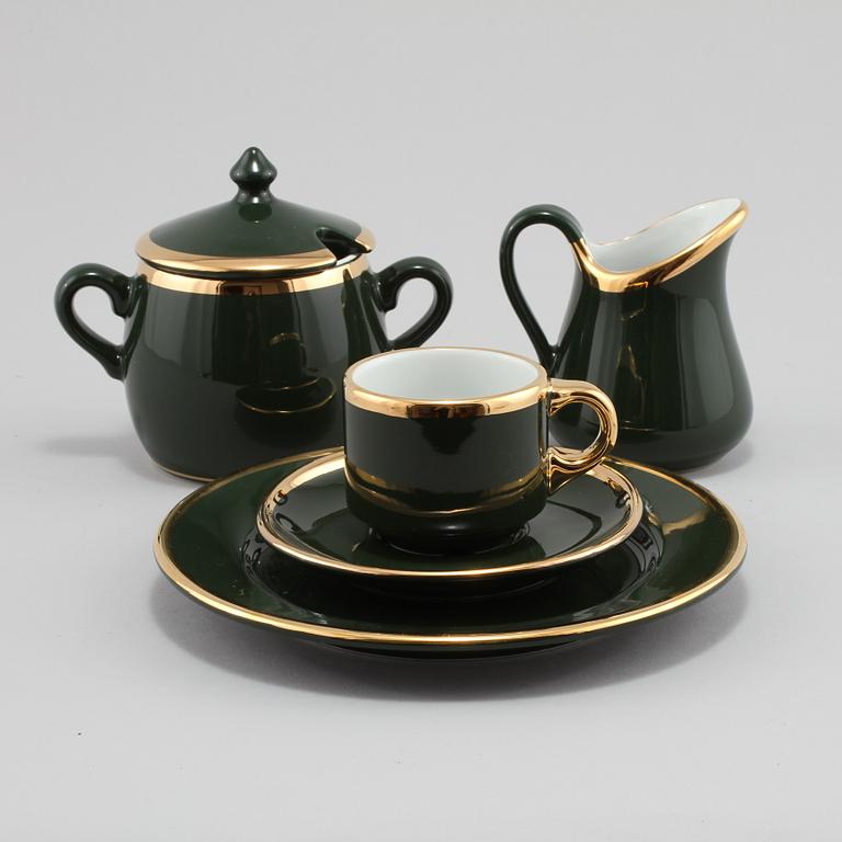 MOCKASERVIS, 26 delar, Pillivuyt, Frankrike, 1900-talets andra hälft.