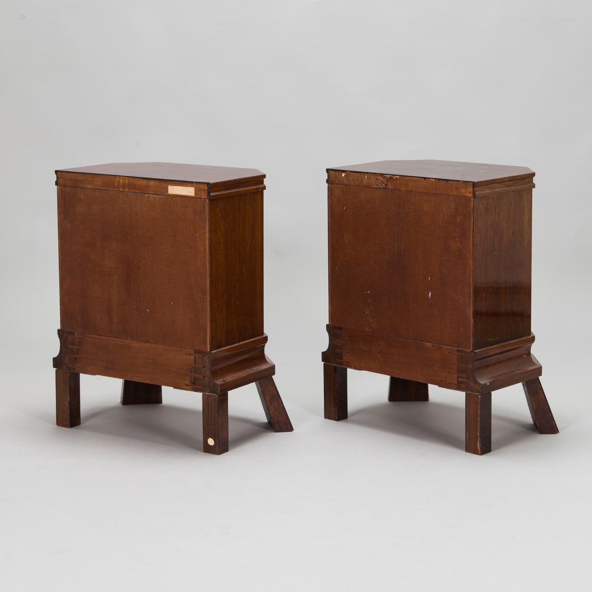 Birger Hahl, sängbord, ett par, 1920-tal.