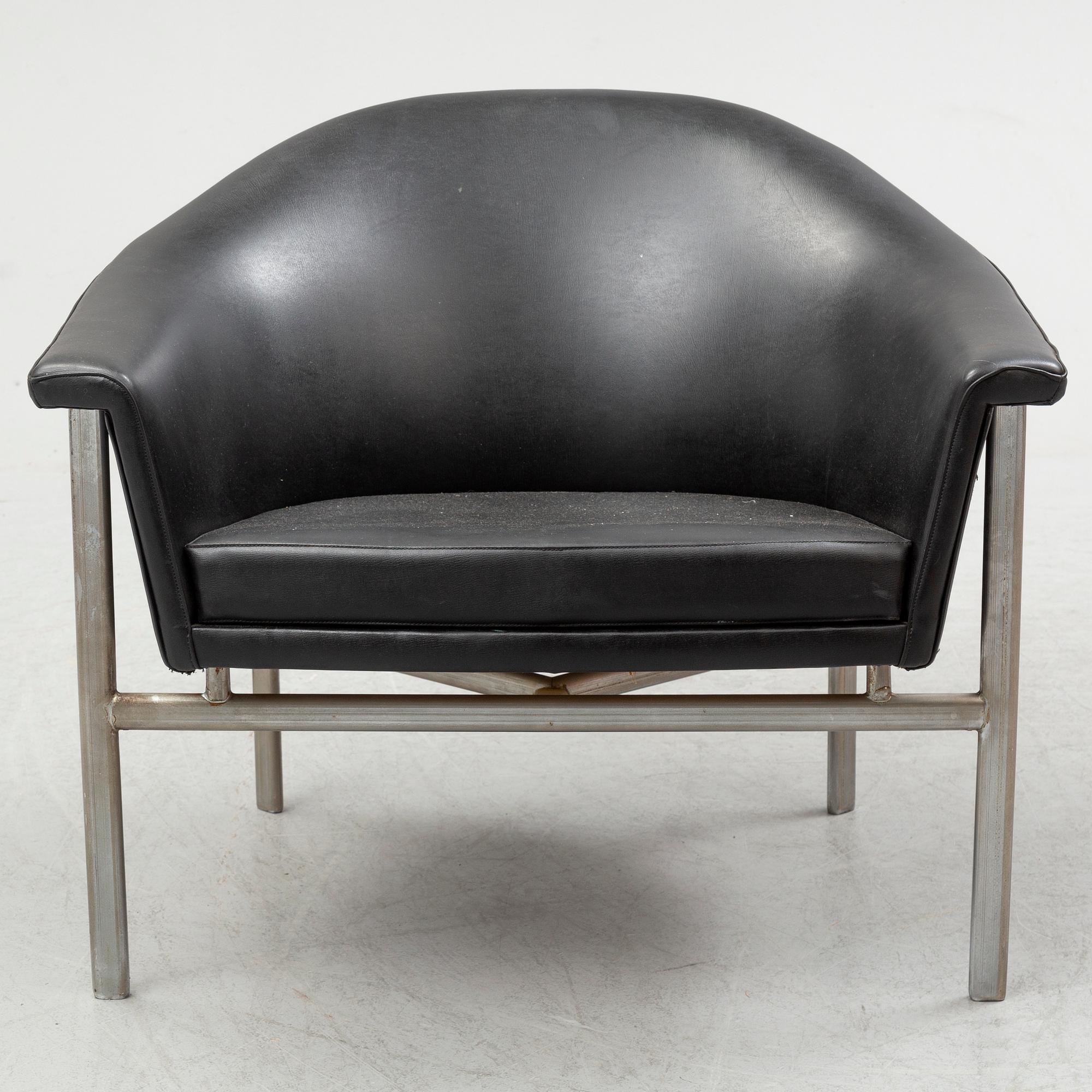ARNE HALVORSEN, a 1960's easy chair from Sørli møbler, Norway.