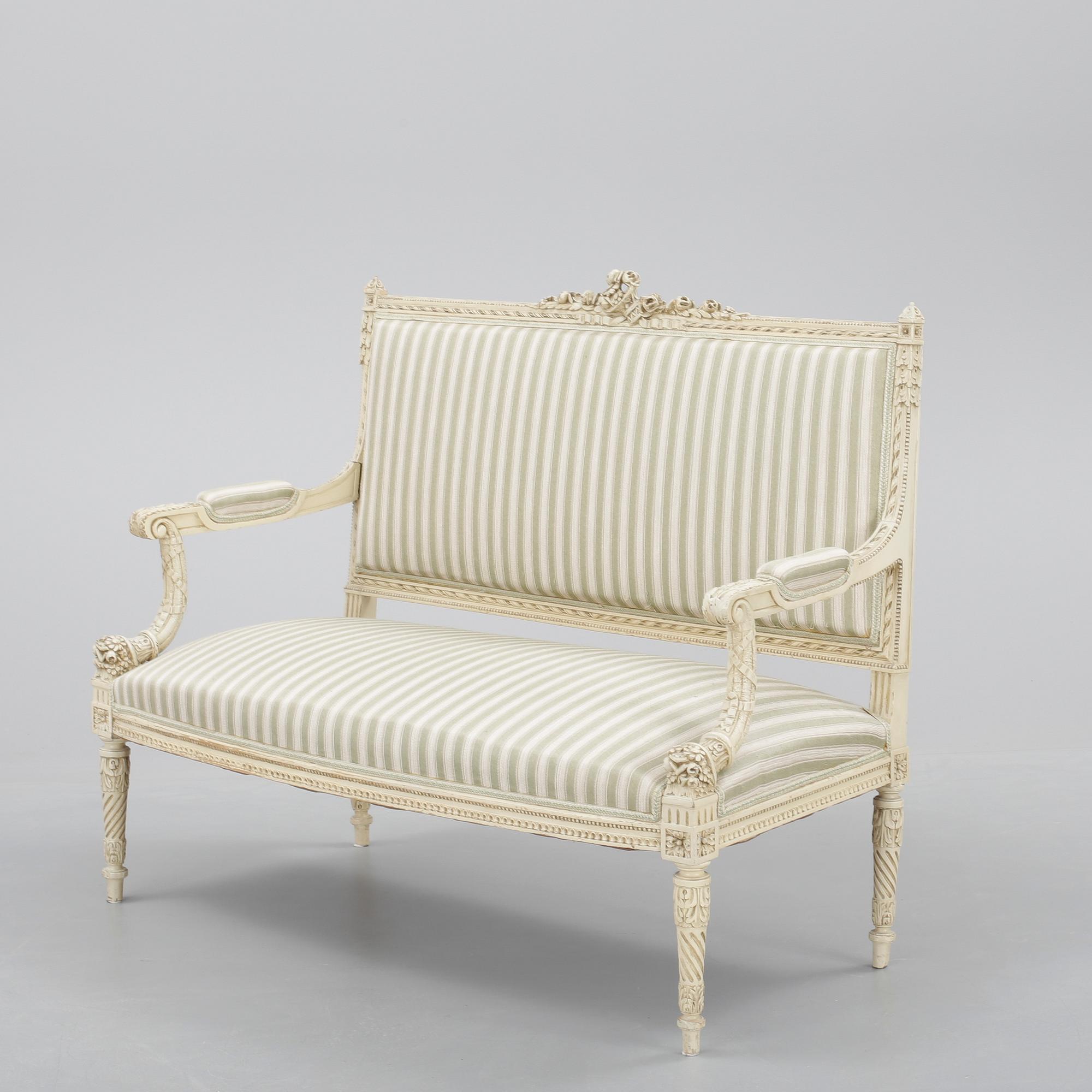 SALONGSGRUPP, 8 delar, Louis XVI-stil, 1900-talets första hälft.